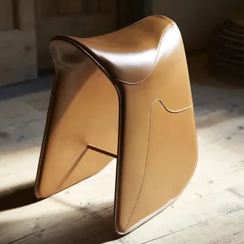 Минималистичен седло кожа обличане стол дизайнер творчески висок клас модерен светлина луксозен грим табуретка просто изкуство табуретка