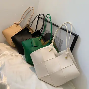Чанти за рамо Дамски пазарски пакет Нов прилив мода едно рамо под чантата Див голям капацитет тъкани чанта