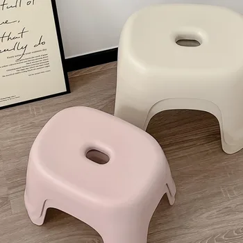 Домакински малки ниски столове Пластмасови стифиращи се сгъстени масичка за кафе Малки столове Бани Обувки за смяна на столове