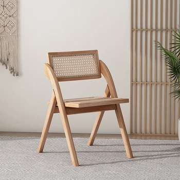 Удобни скандинавски луксозни столове за хранене Модерен дървен черен ергономичен шезлонг Дизайнерска спалня Кухня Cadeiras мебели