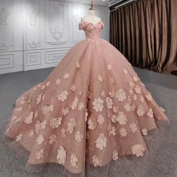 Луксозни розови блестящи луксозни кинсеанера рокли апликация 3D цветя от рамото vestidos de 15 anos рожден ден парти бала рокля