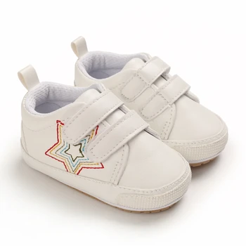 Новородено Pu Eubber Soled бебешки обувки момчета и момичета малки деца обувки нехлъзгащи каучук сладък дишаща кожа бебе случайни ходене обувка